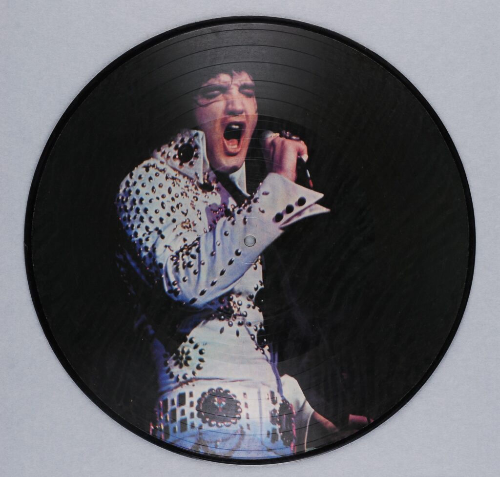 聲音的印刷術—淺談「黑膠」