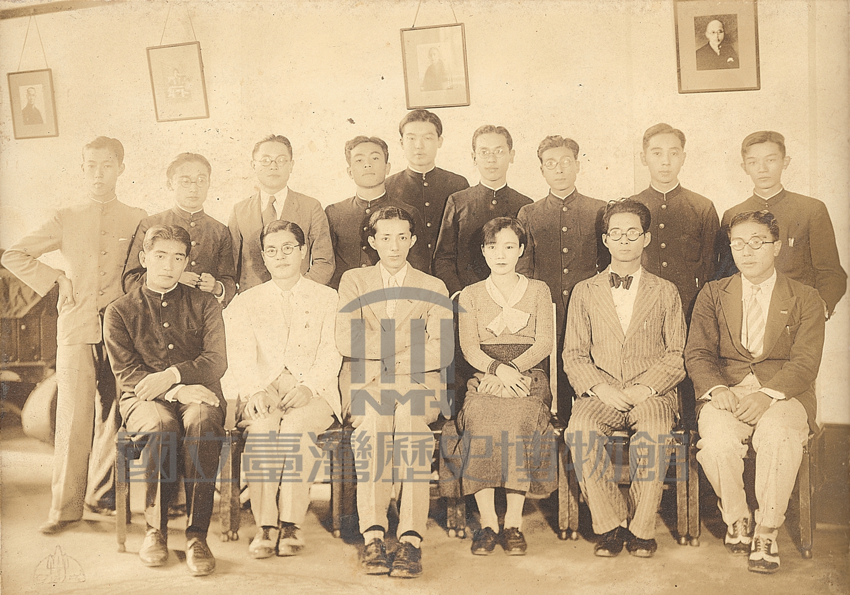 鄧雨賢參加音樂會演出