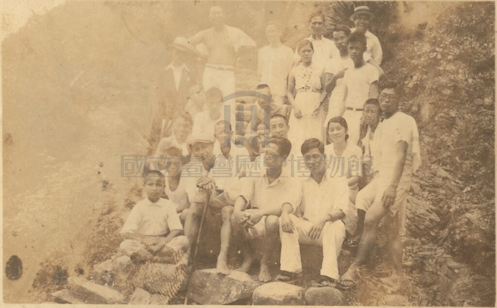 古倫美亞唱片公司員工旅遊照